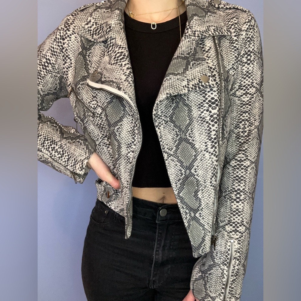 Fate Jacket - image 3